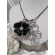 Collier pendentif fleur