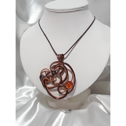 Collier pendentif perle orange